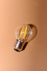 Bombilla Esférica E27 LED de filamento visto 4W 230V 2700K