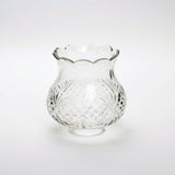 Tulipa antigua transparente con dibujo tallado