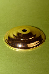 Chapa de hierro con baño latonado